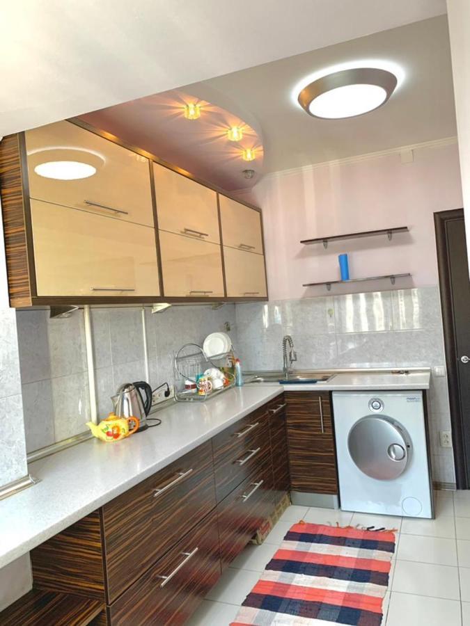 Apartment In Street Kievskaya 49 Bishkek Exterior photo